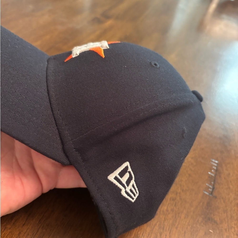 New Era Houston Astros Navy Blue Hat with Orange and White Logo - Picture 2 of 6